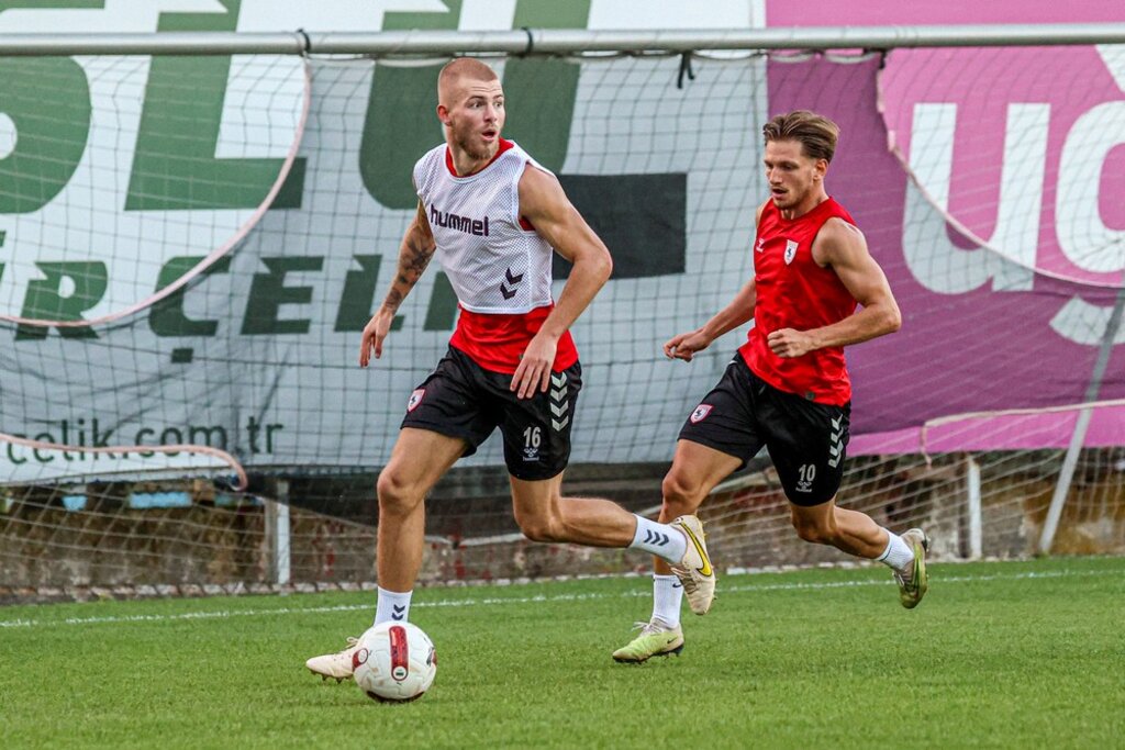 Samsunspor Antrenmanından İlginç Görüntüler!