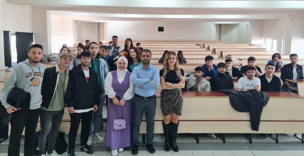 OMÜ'de Mezun - Öğrenci Buluşmaları Yoğun İlgi Gördü!