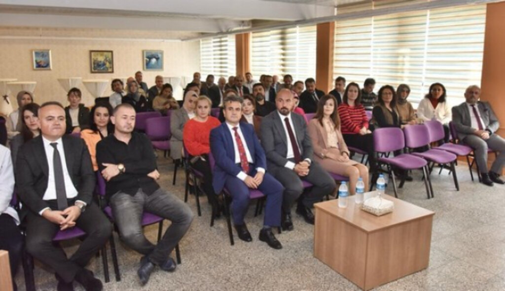 Tekkeköy’de Şehit Öğretmenler Anıldı!