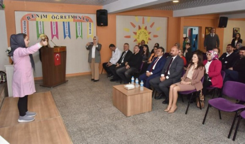 Tekkeköy’de Şehit Öğretmenler Anıldı!