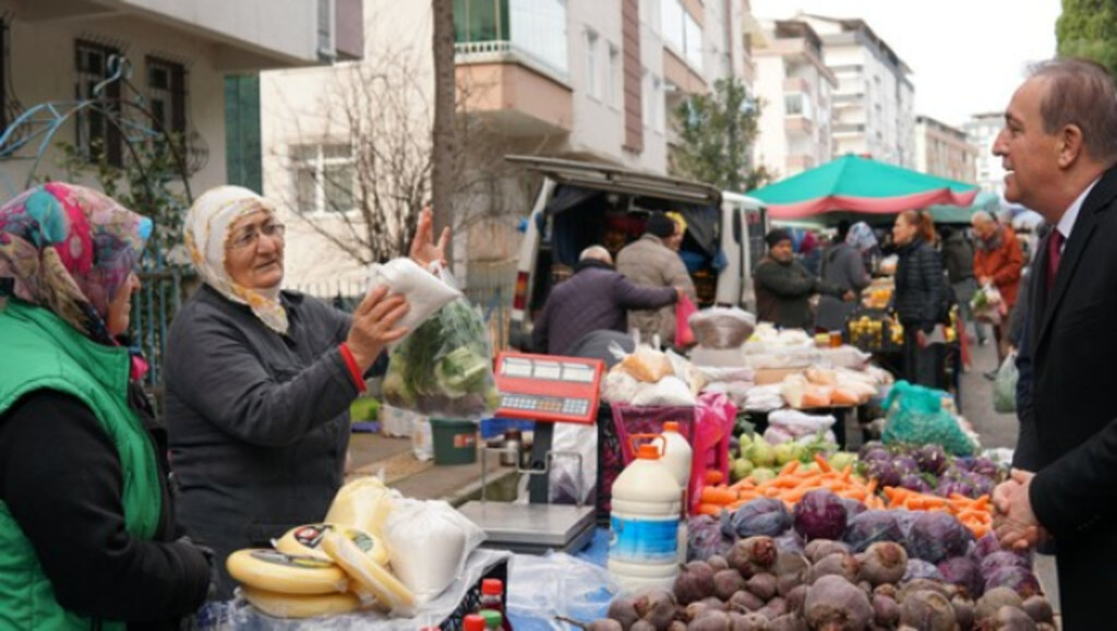 Cevat Öncü, 'Halka Rağmen Siyaset Olmaz'!