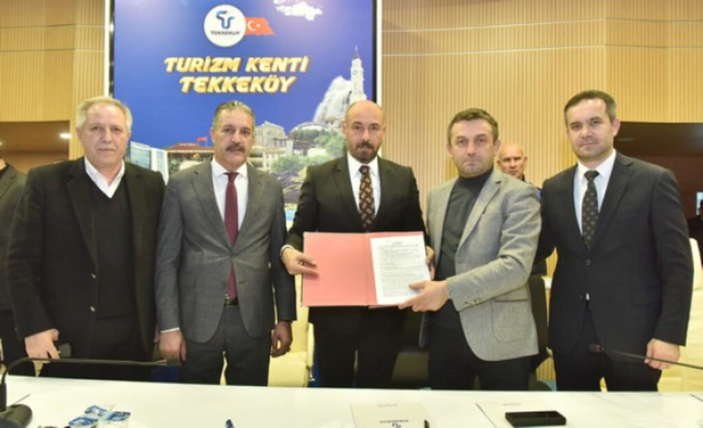 Tekkeköy'de İmzalar Atıldı, İşçiler Bayram Etti!