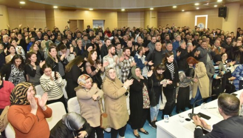 Tekkeköy'de İmzalar Atıldı, İşçiler Bayram Etti!