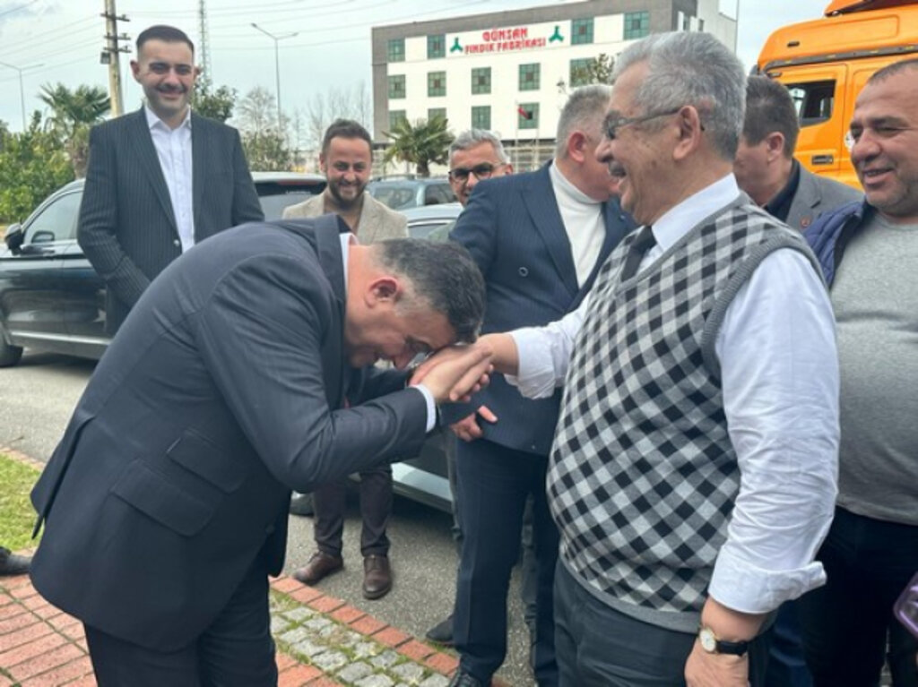 Ender Gür'den Vefa turu’!