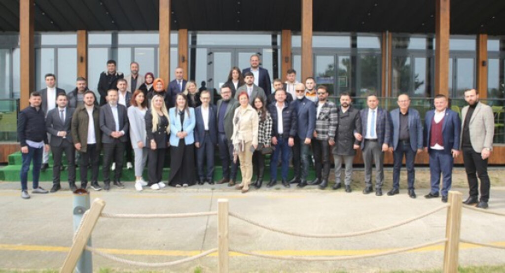 Atakum, Özlem Maraş'ı, Özlem Maraş Atakum'u Kucaklıyor!