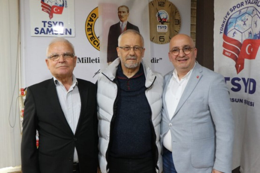<p>Avni Demir, Yusuf Ziya Çakır, Murat Sandıkçı</p>