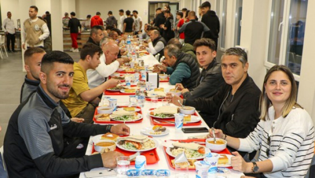 Samsunspor Futbol Akademisi İftarda Buluştu!