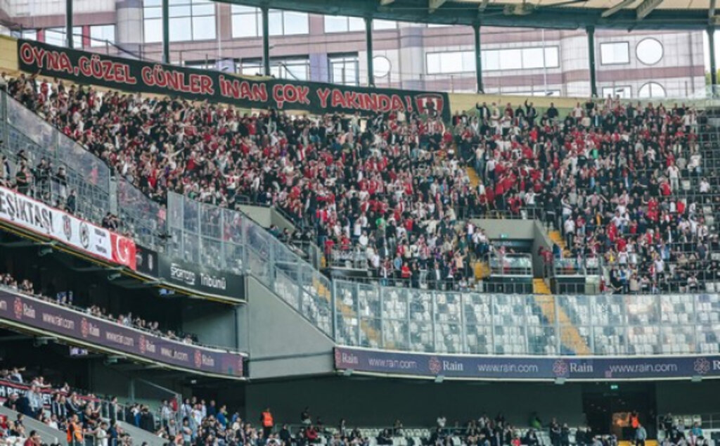 Samsunspor İstanbul'da Beşiktaş'tan Puan Kopardı!