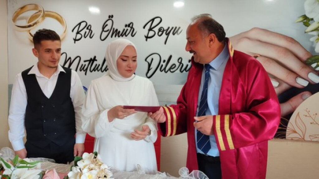 Başkan Karaca İlk Nikâhını Kıydı!