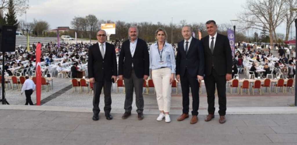 İki Bin 500 Öğrencinin Katılımıyla OMÜ'de İftar Vakti!