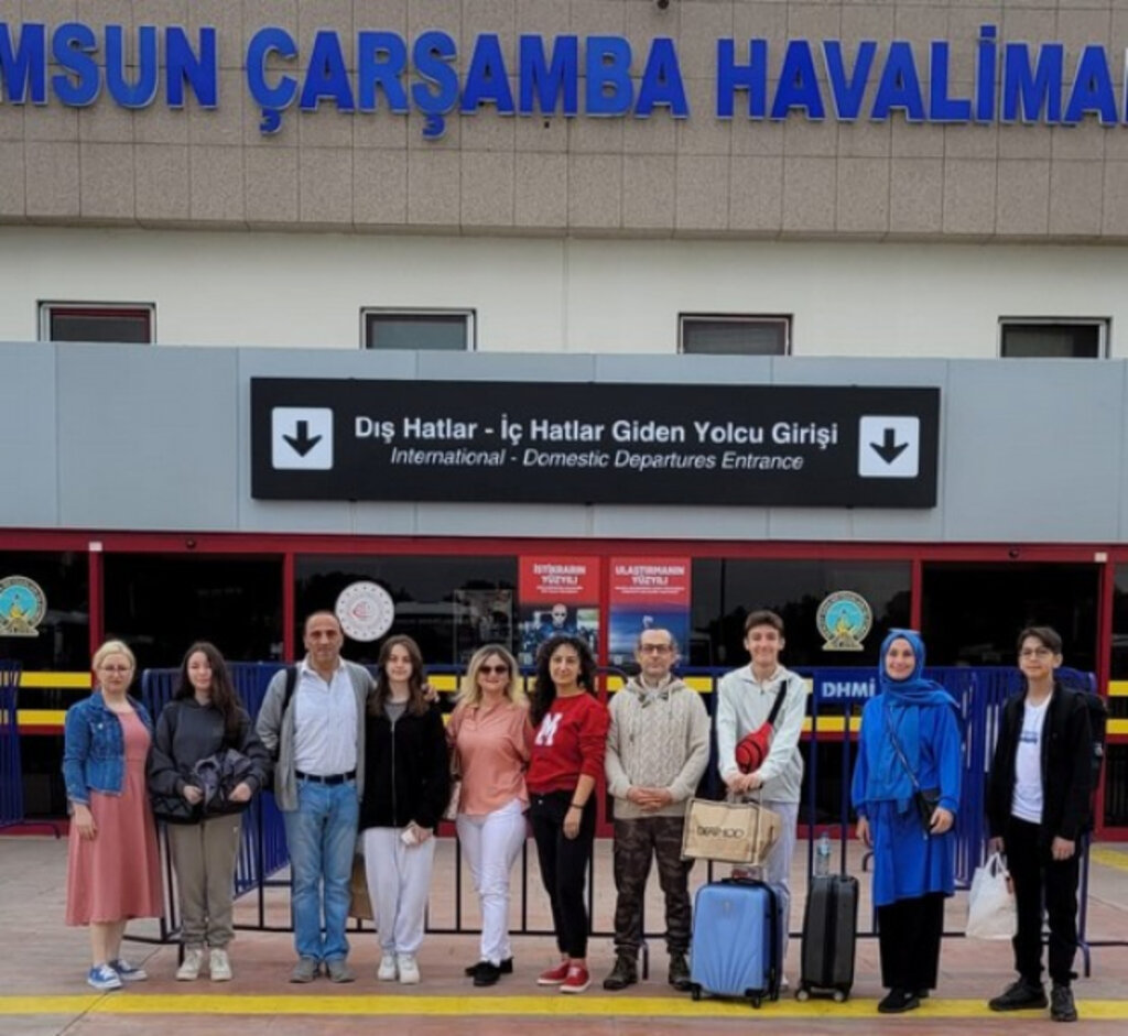 Samsun Uğur Okulları'na En İyi Araştırma Ödülü!