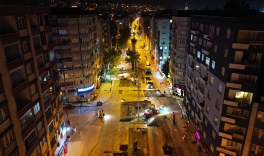 Samsun Büyükşehir’den 100. Yıl Bulvarı’nda Hummalı Çalışma!