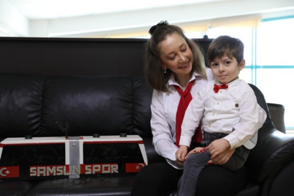 Samsun'da Tramvaylar 'Annelere' Emanet!