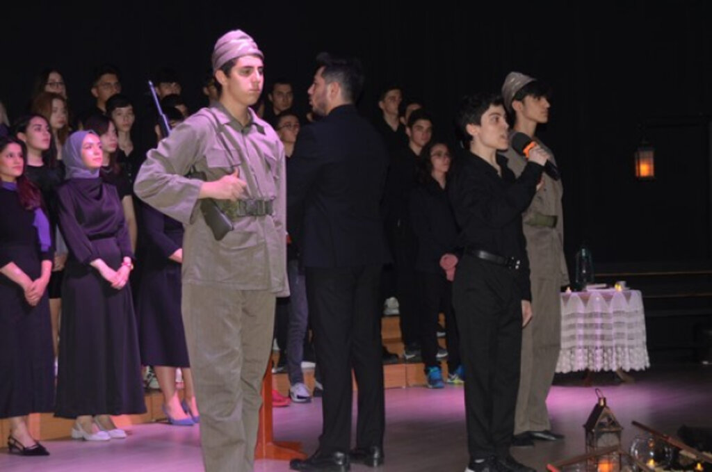 Uğur'da Unutulmaz Şiir ve Türkü Gecesi!