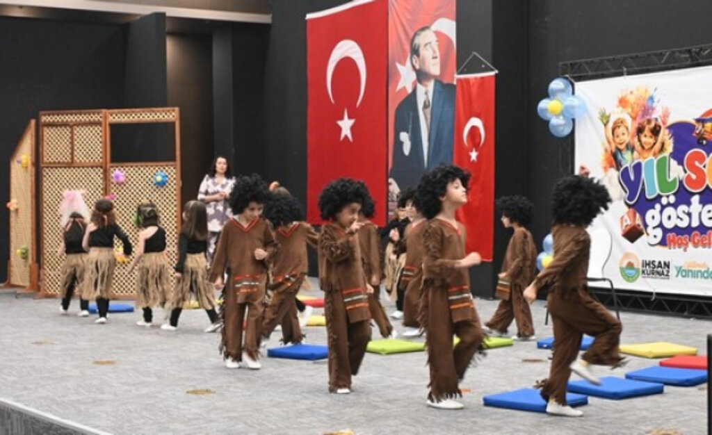 İlkadım Belediyesi Kreş ve Gündüz Bakımevinde Muhteşem Yıl Sonu Gösterisi!