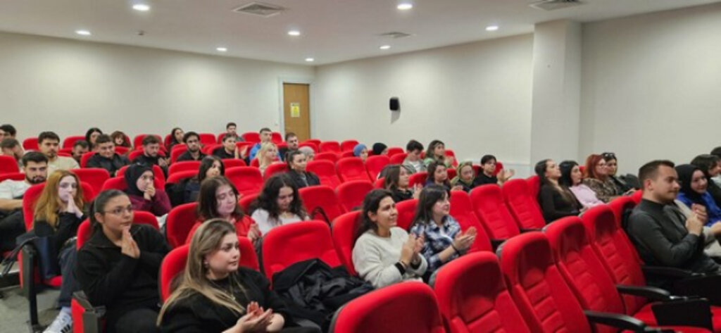 Samsun’da ‘Ne Kadar Bilinçli Bir Tüketiciyiz’ Paneli Düzenlendi!