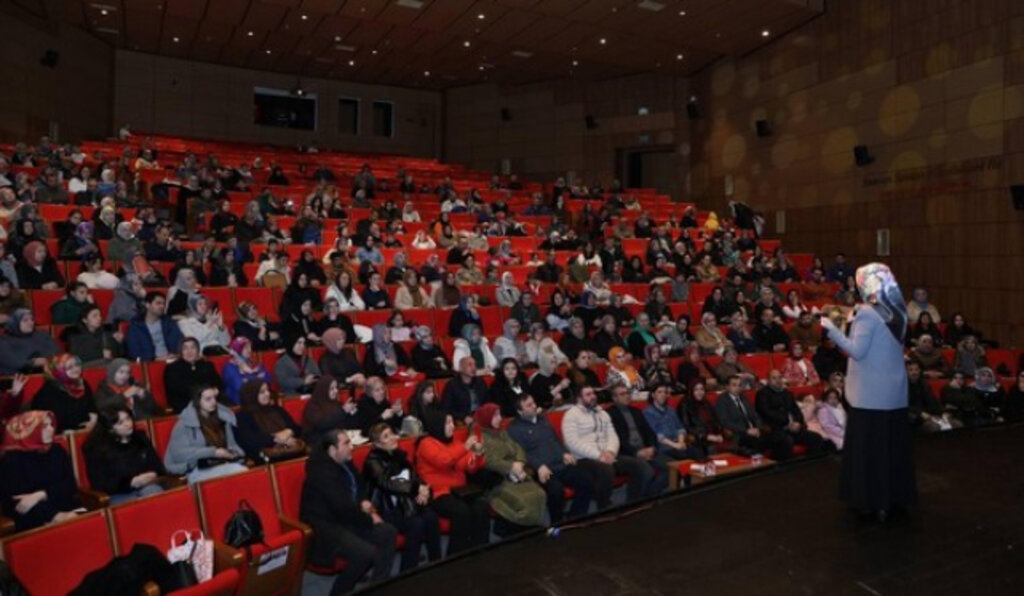 SBB, Psikolog - Yazar Hatice Tongar’ı Ağırladı!