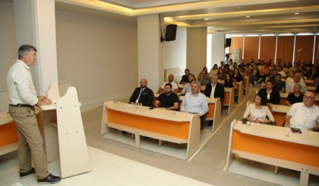 Atakum Belediyesi ve OMÜ İş Birliği İle Gerçekleştirilen Seminer Programı Tamamlandı!