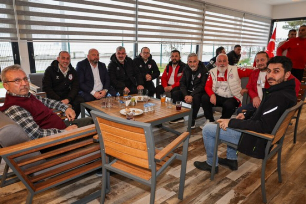 Samsunspor Tesislerinde Bayramlaşma Çoşkusu! VİDEOLU