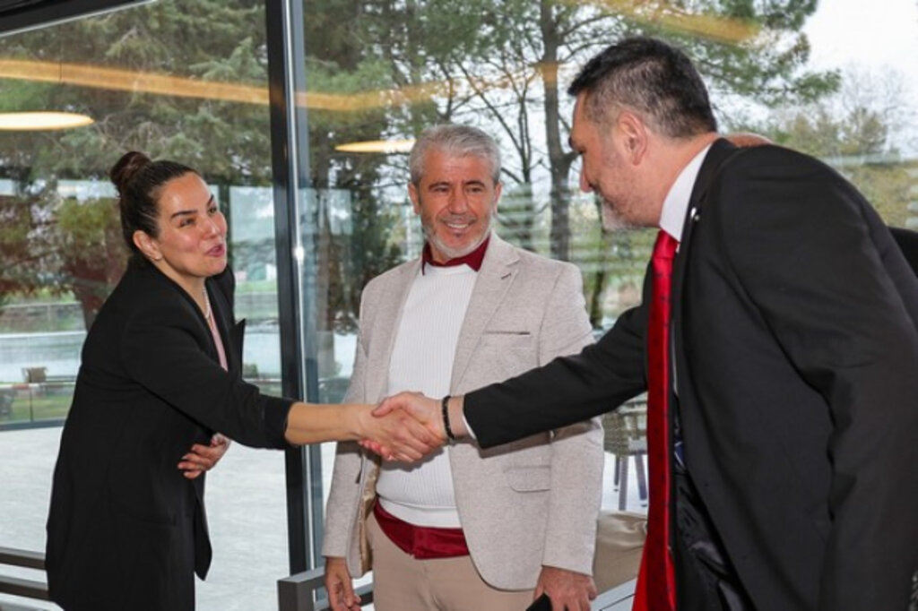 Samsunspor Tesislerinde Bayramlaşma Çoşkusu! VİDEOLU