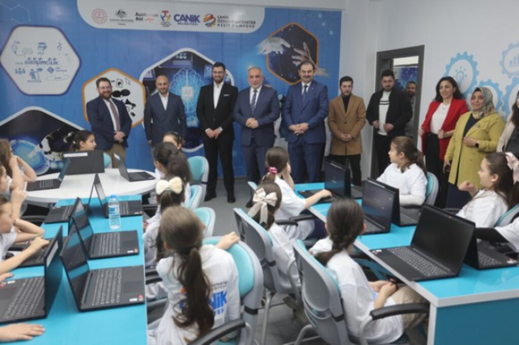 Avustralya Büyükelçiliği'nden Canik Belediyesi'ne Destek! 
