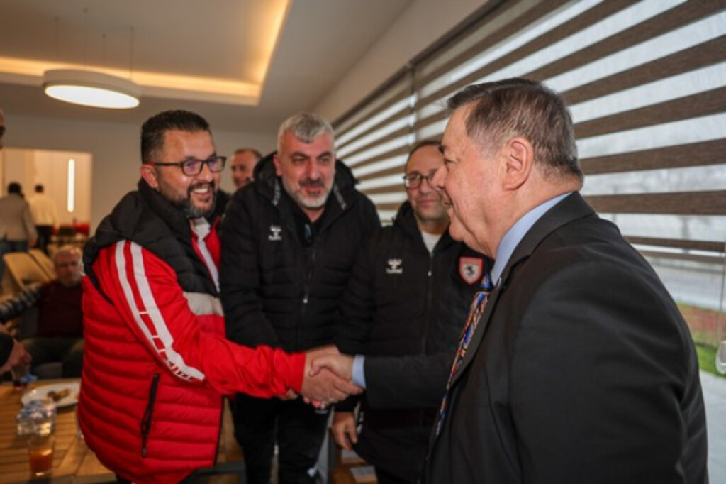 Samsunspor Tesislerinde Bayramlaşma Çoşkusu! VİDEOLU
