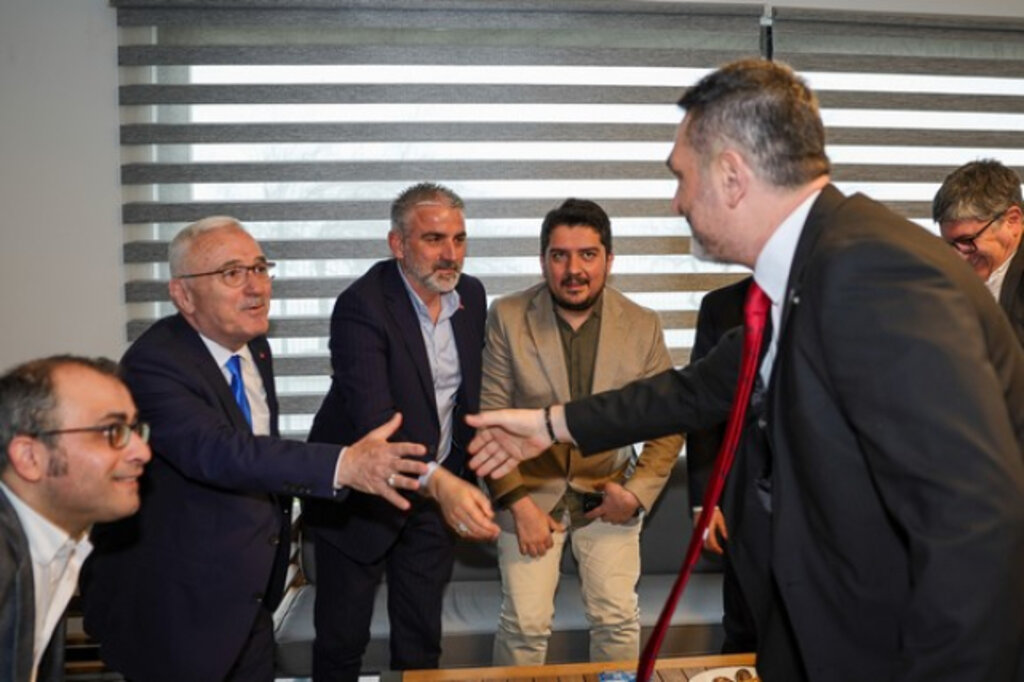 Samsunspor Tesislerinde Bayramlaşma Çoşkusu! VİDEOLU