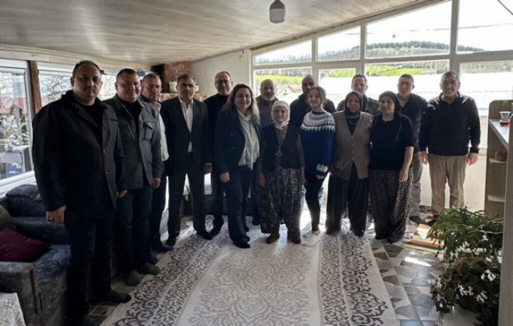 MHP Samsun’da Köy Köy Gezip Vatandaşlarla Bayramlaşıyor!