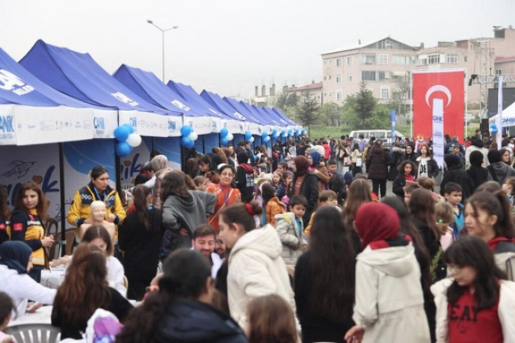 71 Bin222 Bilim ve Teknoloji Tutkunu CANİKFEST'te Buluştu!