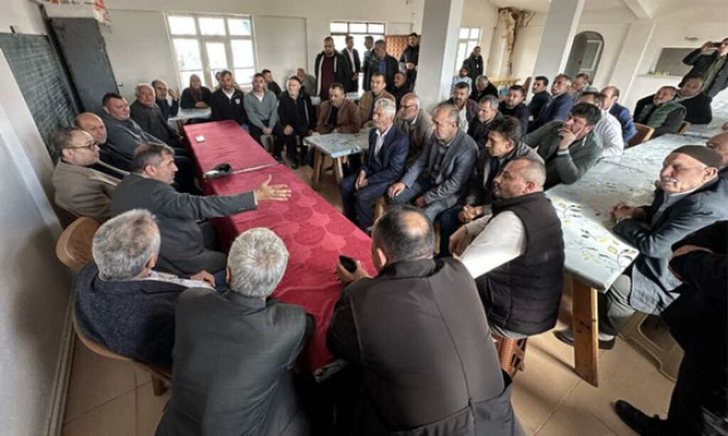 MHP Samsun’da Köy Köy Gezip Vatandaşlarla Bayramlaşıyor!