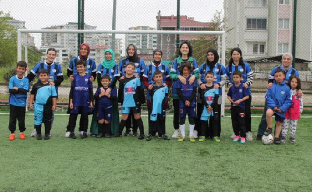 Karasamsunspor’da Anneler Gününe Özel Program Beğeni Topladı!