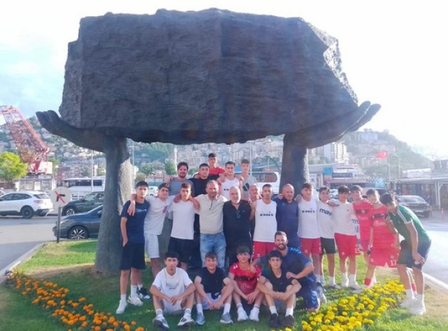 Samsun Kadıköyspor’un Gençleri Türkiye Şampiyonasından Kupa İle Döndü!