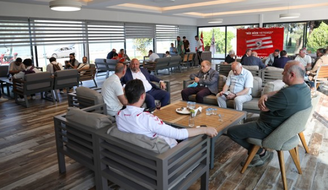 Samsunspor Başkan Vekili Bilen Camiaya Mesajı Bayramlaşma Programında Verdi! VİDEOLU