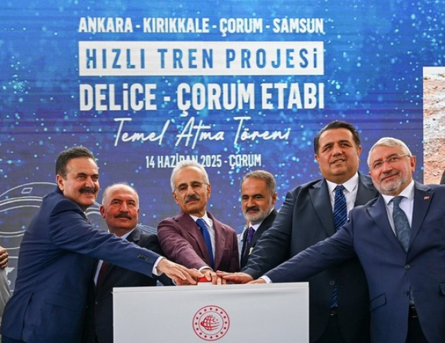 Samsun’a Gelecek Hızlı Tren Hattının Temel Atma Töreni Yapıldı!