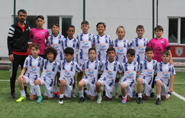Kadıköyspor U11, Küçük Dev Adamlar Ligi'nde Şampiyon Oldu!