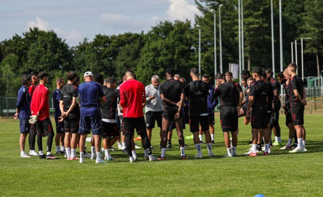 Samsunspor, Hollanda Kampında İlk Antrenmanını Yaptı!