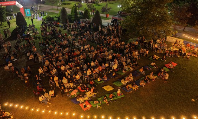 Büyükşehir’in Açık Hava Sinema Geceleri Yoğun İlgiyle Devam Ediyor!
