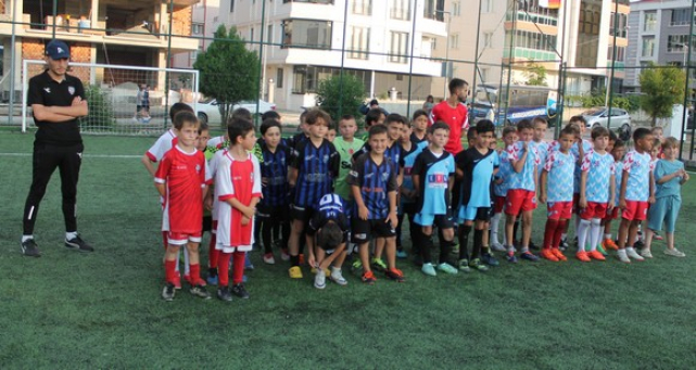 Miniklerin Şampiyonu Kurupelitspor!