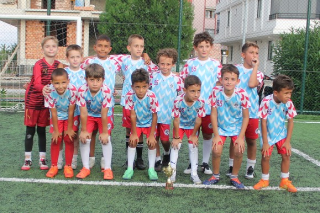Miniklerin Şampiyonu Kurupelitspor!