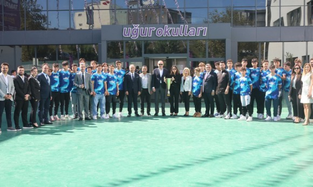 Hüseyin Yücel Samsun Uğur’da!