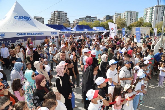 Canik Belediyesi'nden Samsun'un 17 İlçesinde Yapay Zekâ Eğitimi!