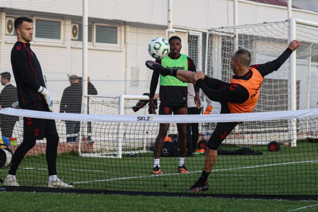 Dinamo Kiev Maçına Hazırlanan Samsunspor’dan Ntcham Açıklaması!