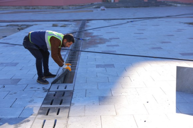 Samsun’da İstiklal Meydanı Ve Kurtuluş Yolundaki Çalışmalar Devam Ediyor!