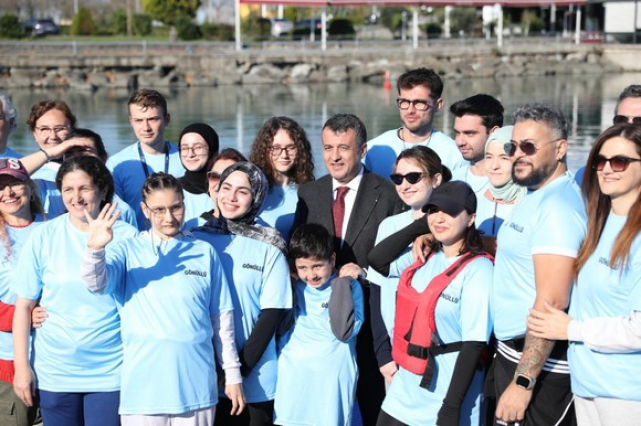 Büyükşehir’den Engelli Bireylere Özel Dragon Bot Yarışları Nefes Kesti!