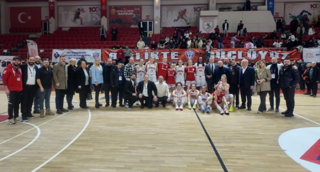 Lider Zorlu Koleji Samsun Basketbol İkinci Yarıya Farklı Galibiyetle Başladı!
