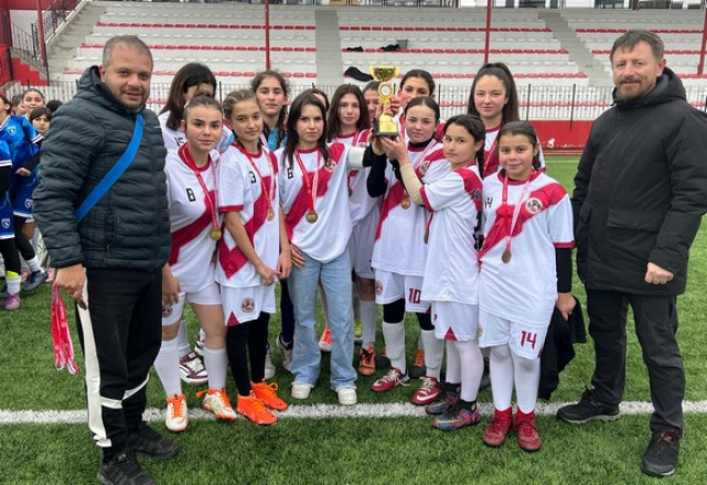 Samsun Okul Sporları Yıldız Kızlar Futbol İl Birinciliği Tamamlandı!