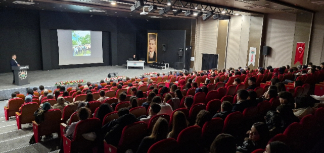 İLKEM Öğrencileri ‘Sivri Hoca’ ile Buluştu!