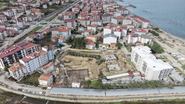 Yakakent’te Sağlık Hizmetleri Güçleniyor! Yeni Merkezin Temeli Atıldı!