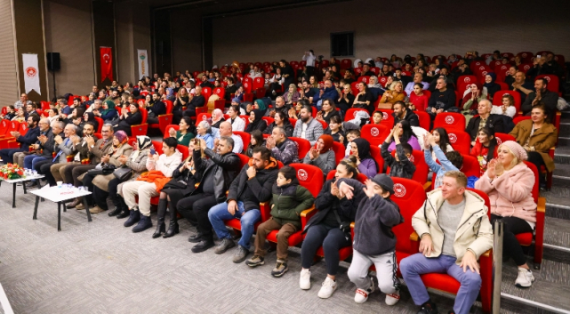 İlkadım Çocuk Korosundan 'Barış Manço' Konseri!