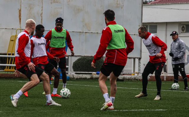 Samsunspor’da Shkëndija Hazırlıkları Başladı! İşte Sakat Oyuncuların Son Durumu…